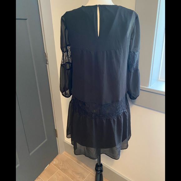 BCBGeneration Women’s Lace Insert dress, black xs - Picture 4 of 9